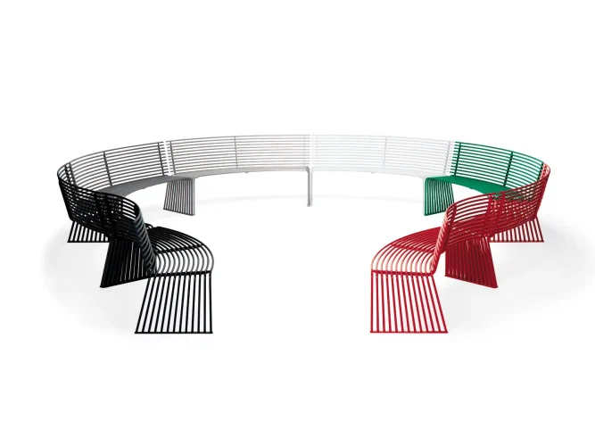 Robusto zaoblená lavica