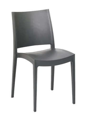 Plastová stolička