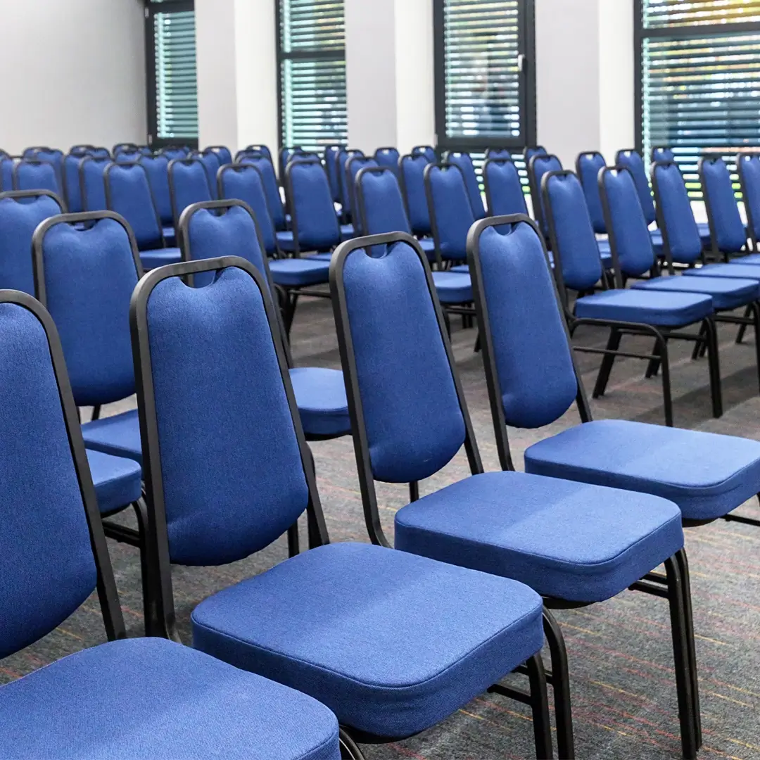 Konferenčné stoličky