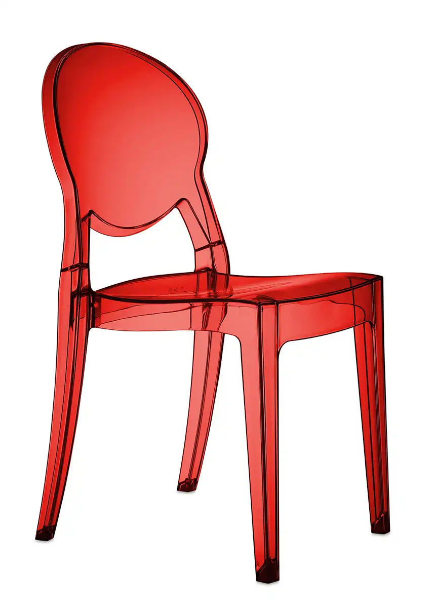 Plastová stolička