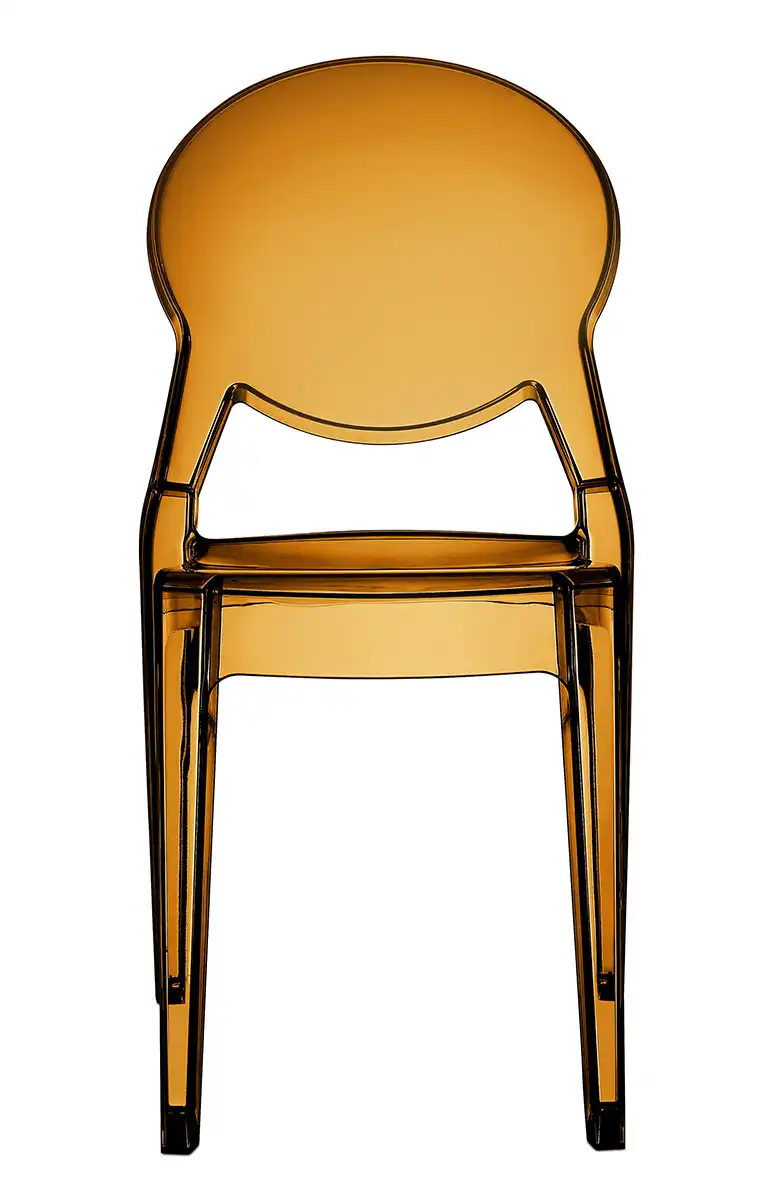 Plastová stolička